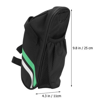 Складная сумка для бутылки с водой.