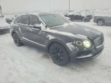 Bentley Bentayga 2017 Bentley Bentayga 2017 6.0 Benzyna 600KM, zdjęcie 4
