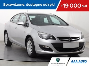 Opel Astra J Sedan 1.4 Turbo ECOTEC 140KM 2016 Opel Astra 1.4 T, Salon Polska, Serwis ASO, Skóra