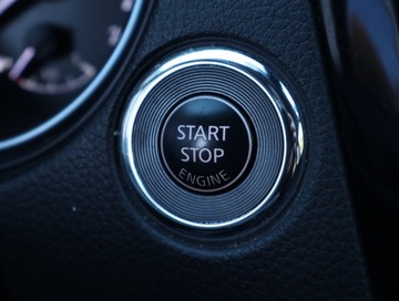 Nissan Qashqai II Crossover Facelifting 1.3 DIG-T  160KM 2018 Nissan Qashqai 1.3 DIG-T, Salon Polska, zdjęcie 17