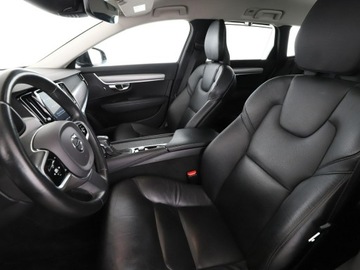 Volvo V90 II Kombi 2.0 D3 150KM 2019 Volvo V90 automat skóra full LED navi hak kamera, zdjęcie 12