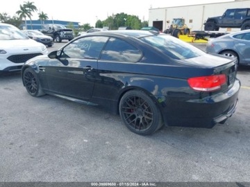 BMW Seria 3 E90-91-92-93 2010 BMW M3 2010 BMW M3 2dr Cpe 4.0 Benzyna 414KM, zdjęcie 2