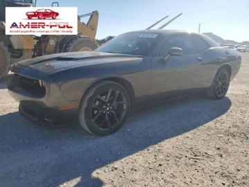 Dodge Challenger SXT, 2019r., 3.5L