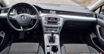 Volkswagen Passat B8 Variant 1.4 TSI ACT 150KM 2015 Volkswagen Passat VW Passat B8 1.4 benzyna 150KM, Bezwypadkowy. 1.4 Benzyna, zdjęcie 4