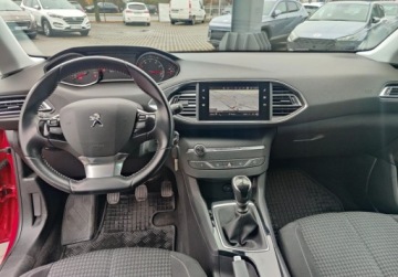 Peugeot 308 II SW Facelifting 1.2 PureTech 110KM 2020 Peugeot 308 2020 1.2 110KM 55.744km Salon PL 1 WL 1.2 Benzyna 110KM, zdjęcie 15