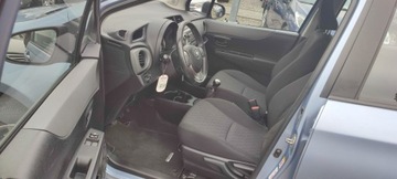 Toyota Yaris III Hatchback 5d 1.0 VVT-i 69KM 2013 Toyota Yaris 1.0 VVT-i Klima Tempomat Alufelgi, zdjęcie 4