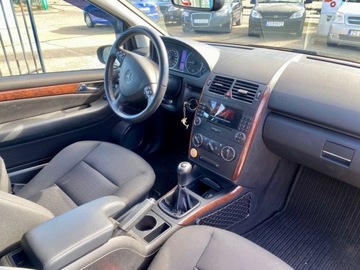 Mercedes Klasa A W169 Coupe 2.0 160 CDI 82KM 2008 Mercedes-Benz Klasa A 2.0 Diesel 82KM, zdjęcie 4