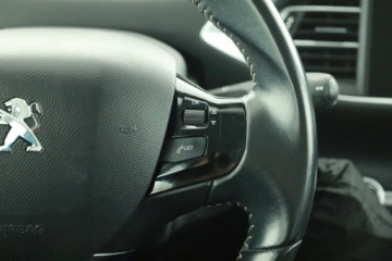 Peugeot 308 II SW Facelifting 1.5 BlueHDI 130KM 2019 Peugeot 308 1.5 BlueHDi, Salon Polska, Serwis ASO, zdjęcie 15