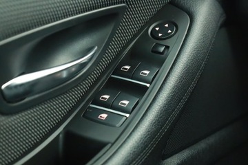 BMW Seria 5 F10-F11 Touring 520d 184KM 2011 BMW 5 520d, 181 KM, Klima, Klimatronic, Tempomat, zdjęcie 19