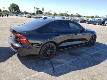 Volvo S60 III 2024 Volvo S60 Plus 2024 2.0l 2.0 Benzyna 247KM, zdjęcie 3