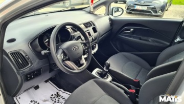 Kia Rio III Hatchback 3d 1.4 DOHC CVVT 109KM 2011 Kia Rio 1.4benz 109KM manual 6 biegow klima el szyby 1.4 Benzyna 109KM, zdjęcie 4