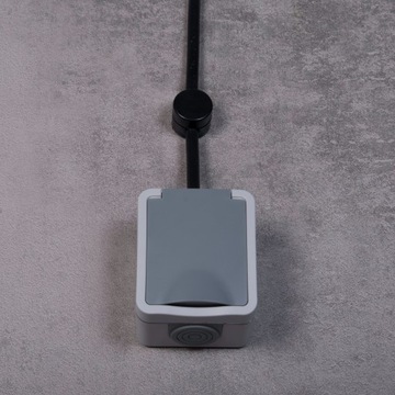 ОДИНАРНАЯ РОЗЕТКА ЗАКРЫВАЮЩЕЙСЯ ПОВЕРХНОСТИ ПРОМЫШЛЕННАЯ IP54 JLM TIGHT