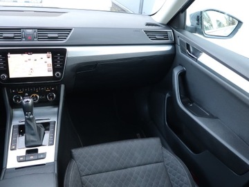 Skoda Superb III Kombi Facelifting 2.0 TDI SCR 150KM 2020 Skoda Superb 2.0 TDI, Salon Polska, 1. Właściciel, zdjęcie 7