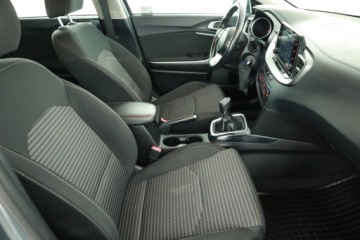 Kia Ceed III Hatchback 1.5 T-GDI 160KM 2021 Kia Ceed 1.5 T-GDI, Salon Polska, 1. Właściciel, zdjęcie 6