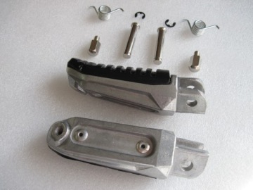 Подножки передние GSF650/1250 Bandit, GSX650F, Vstrom