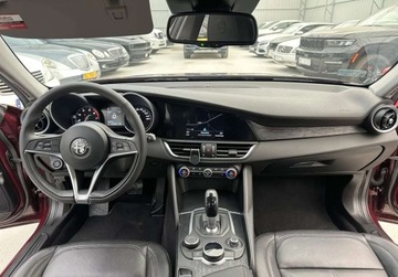 Alfa Romeo Giulia II Sedan 2.0 Turbo 200KM 2019 Alfa Romeo Giulia GIULIA 2.0 BENZ 200 KM Salon PL 2019r Warszawa 2.0, zdjęcie 5