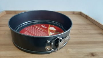 Форма для выпечки - круглая, 24 см.