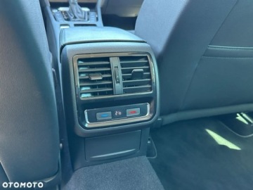 Volkswagen Passat B8 Variant 2.0 TDI BlueMotion SCR 150KM 2019 Volkswagen Passat Volkswagen Passat 2.0 TDI (BlueMotion Technology) DSG Hi, zdjęcie 27