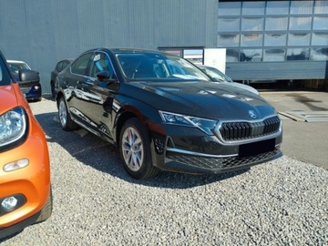 Skoda Octavia IV Liftback 1.5 TSI EVO 150KM 2025 SKODA Octavia Edition 130 Selection 1.5 TSI Sedan 150KM 2025, zdjęcie 1