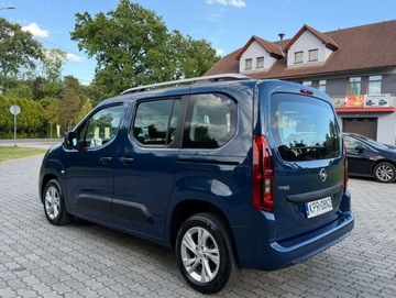 Opel Combo E Kombivan 1.2 Turbo 110KM 2020 Opel Combo Opel Combo 1.2 Turbo StartStop Innovation 1.2 Benzyna 110KM, zdjęcie 5