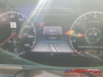 Mercedes Klasa E W213 2018 Mercedes-Benz Klasa E _E 400_W213_3.0 L_329 km_2018r 3.0 Benzyna 329KM, zdjęcie 9