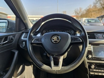 Skoda Rapid II Liftback Facelifting 1.0 TSI 110KM 2017 Škoda RAPID Skoda RAPID 1,0 benzyna 110KM salon, zdjęcie 9