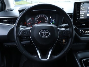 Toyota Corolla XII Sedan 1.5 VVT-i 125KM 2022 Toyota Corolla 1.5 VVT-i, Salon Polska, zdjęcie 19