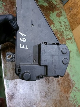 Блок предохранителей BMW E60/E61 690660105