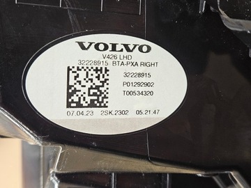 PRAVÁ SVĚTLO SVĚTLOMET ZADNÍ LED VOLVO XC60 2017-