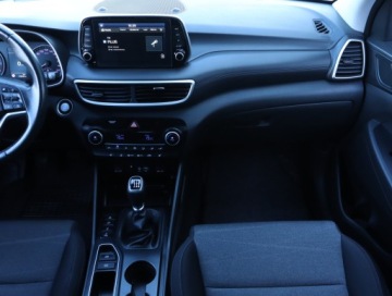 Hyundai Tucson III SUV Facelifting 1.6 T-GDi 177KM 2019 Hyundai Tucson 1.6 T-GDI, Salon Polska, zdjęcie 7
