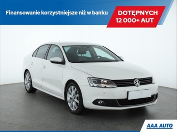 Volkswagen Jetta VI Sedan 1.4 TSI 122KM 2013 VW Jetta 1.4 TSI, Salon Polska, Skóra, Klima