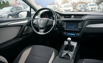 Toyota Avensis III Wagon Facelifting 2015 2.0 D-4D 143KM 2018 Toyota Avensis 2.0 D-4D143 KM Premium Salon PL..., zdjęcie 13