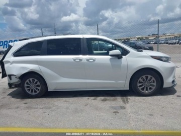 Toyota Sienna III 2023 Toyota Sienna 2023r, XLE, Hybrid, 2.5L 2.5 Hybryda 245KM, zdjęcie 3