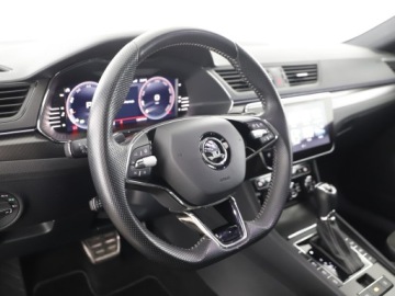Skoda Superb III Scout 2.0 TDI SCR 200KM 2023 Skoda Superb Sportline | Panorama | Hak | Kamera 3, zdjęcie 13
