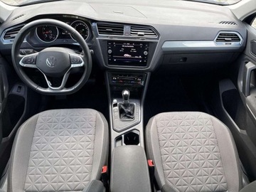 Volkswagen Tiguan II SUV Facelifting 1.5 TSI 150KM 2023 Volkswagen Tiguan TSI 150KM Life Apple Carplay FVAT23 Keyless LED, zdjęcie 9