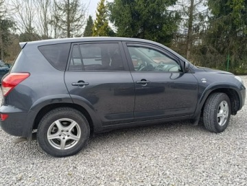 Toyota RAV4 III MPV 2.2 16V D-4D 177KM 2008 Toyota RAV-4 4X4, zdjęcie 7