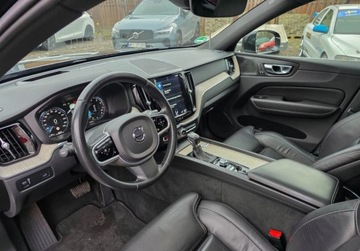 Volvo XC60 II Crossover T6 310KM 2019 Volvo XC 60 Rezerwacja 310KM AWD Masaze HAK Head-UP 2.0 Benzyna 310KM, zdjęcie 11