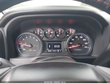 Chevrolet Silverado II 2024 Chevrolet Silverado 1500 Short Bed Custom Trail Boss 2024 5.3l 5.3 Benzyna, zdjęcie 10