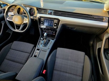 Volkswagen Passat B8 Variant Facelifting 1.5 TSI EVO 150KM 2022 Volkswagen Passat 1.5TSI 150KM FV23 DSG Business Salon Polska Serwisowany, zdjęcie 25