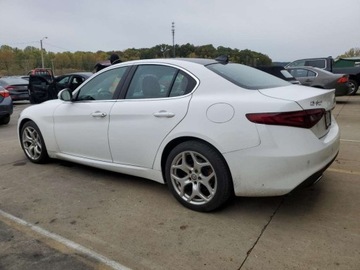 Alfa Romeo Giulia II Sedan Facelifting 2.0 Turbo 280KM 2021 Alfa Romeo Giulia Ti 2021 2.0l 2.0 Benzyna 280KM, zdjęcie 1