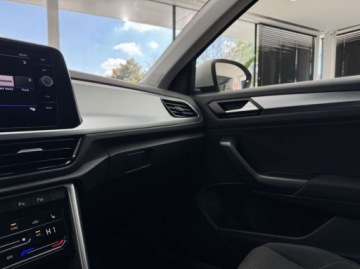 Volkswagen T-Roc I SUV Facelifting 1.5 TSI ACT 150KM 2023 Volkswagen T-Roc Life Kamera cofania LED CarPlayAndroid Auto Asystent, zdjęcie 24