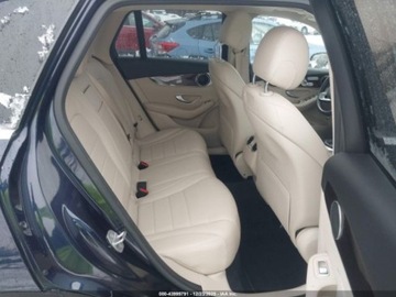 Mercedes GLC C253 2018 Mercedes-Benz GLC 2018 MERCEDES-BENZ GLC 300 4MATIC 2.0 Benzyna 241KM, zdjęcie 6