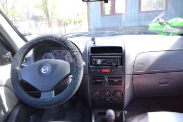 Fiat Albea II 1.4 i 8V 77KM 2006 Fiat Albea Bemowo 1.4 Benzyna, 2006 rok produkcji KOMIS TYSIAK, zdjęcie 6