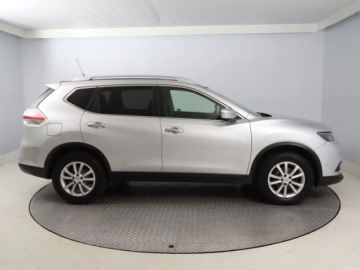Nissan X-Trail III Terenowy 1.6 dCi 130KM 2016 Nissan X-Trail 1.6 dCi, Salon Polska, Serwis ASO, zdjęcie 5