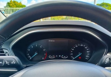 Ford Focus IV Hatchback Facelifting 1.0 EcoBoost 125KM 2022 Ford Focus Ford Focus 1.0 EcoBoost Titanium Benzyna 125KM, zdjęcie 8