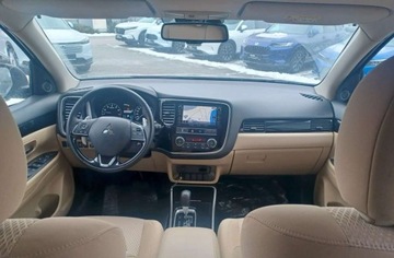 Mitsubishi Outlander III SUV Facelifting 2017 2.0 150KM 2018 Mitsubishi Outlander Mitsubishi Outlander 2.0 Intense Navi 4WD CVT Deale, zdjęcie 5