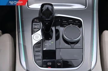 BMW X5 G05 SUV 2.0 25d 231KM 2020 BMW X5 xDrive25dAdaptacyjne Reflektory LEDLED Fog lights 2.0 Diesel 231KM, zdjęcie 15