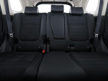 Mitsubishi Outlander III SUV PHEV Facelifting 2017 2.0 203KM 2017 Mitsubishi Outlander FV23% 4x4 PHEV full LED, zdjęcie 17