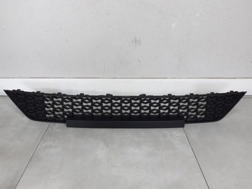 SKODA OCTAVIA IV KRATKA ZDERZAKA ŚRODKOWA PRZÓD 5E3853677B