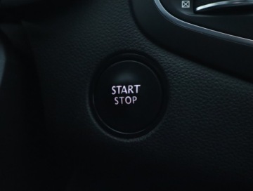 Renault Megane IV Hatchback 5d 1.3 TCe 140 FAP 140KM 2019 Renault Megane 1.3 TCe, Salon Polska, Serwis ASO, zdjęcie 15